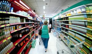 Segundo especialista, varejo pode ser um dos setores mais afetados por possíveis distorções | Foto: EBC