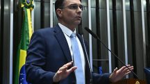 Flávio Bolsonaro nomes ministros campanha presidencial
