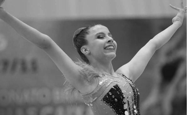 A ginasta paranaense Isabelle Marciniak