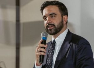Zohran Mamdani acusado antissemita equipe