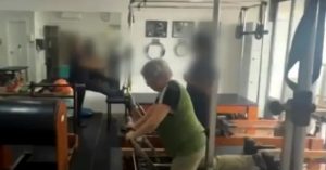 Médica faz aula de pilates em SP durante horário de trabalho