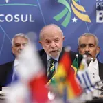 Lula discursa durante reunião com países parceiros na Cúpula do Mercosul, em Foz do Iguaçu - 20/12/2025 | Foto: Kiko Sierich/Reuters