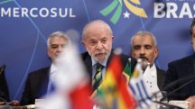 Lula discursa durante reunião com países parceiros na Cúpula do Mercosul, em Foz do Iguaçu - 20/12/2025 | Foto: Kiko Sierich/Reuters