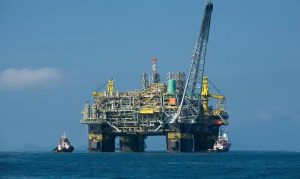Plataforma da Petrobras na Bacia de Campos, no litoral fluminense | Foto: Divulgação/Petrobras