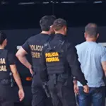 Silvinei Vasques chegou ao batalhão neste sábado, 27, por volta das 16h30, com apenas uma pequena mala | Foto: Marcelo Camargo/Agência Brasil