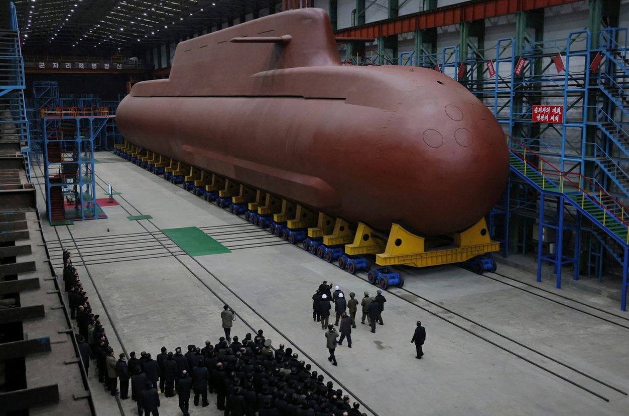 Imagem do submarino nuclear da Coreia do Norte | Foto: Divulgação/Korean Central News Agency