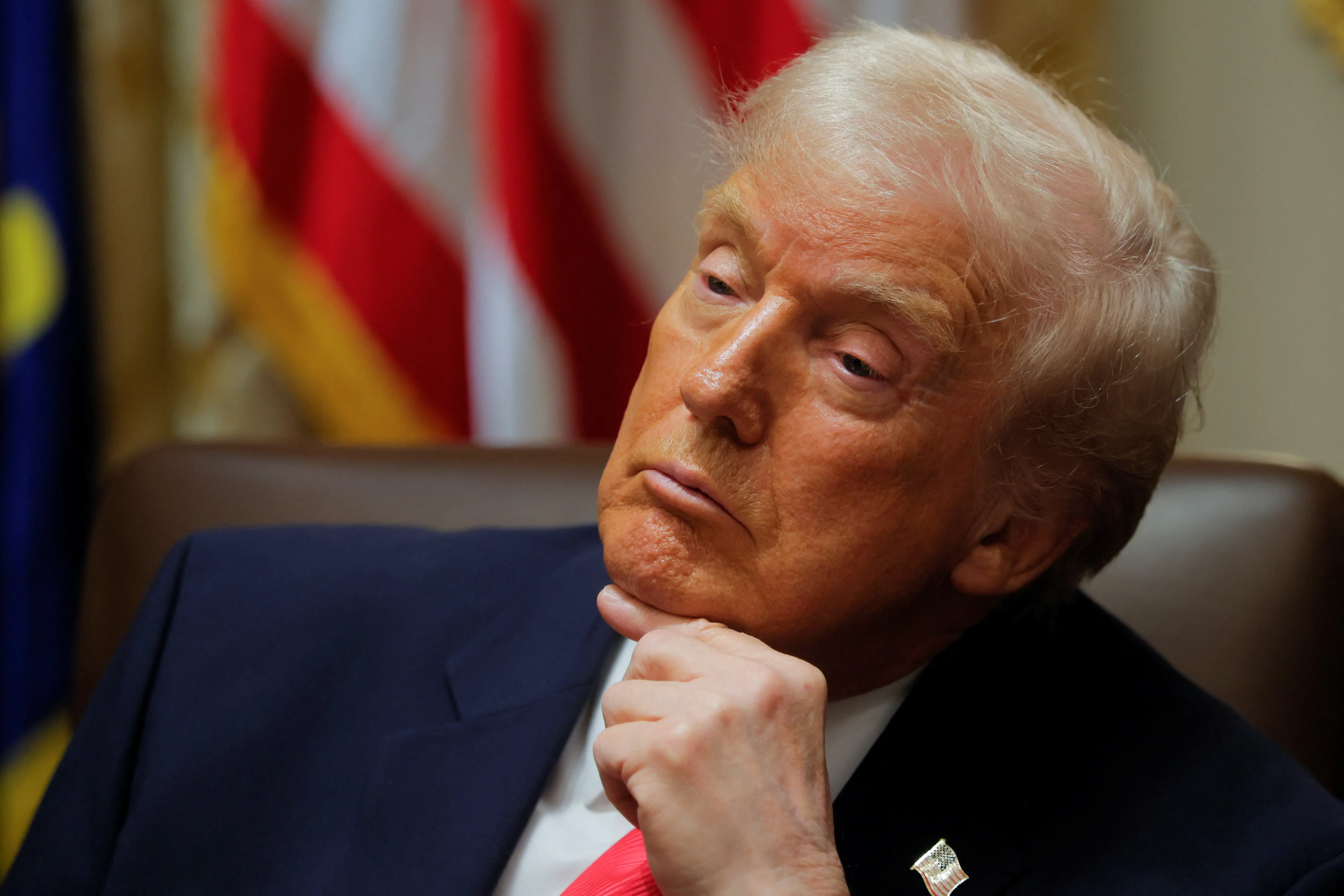 Trump participa de uma reunião do gabinete na Casa Branca em Washington, D.C. - 2/12/2025 | Foto: Brian Snyder/Reuters