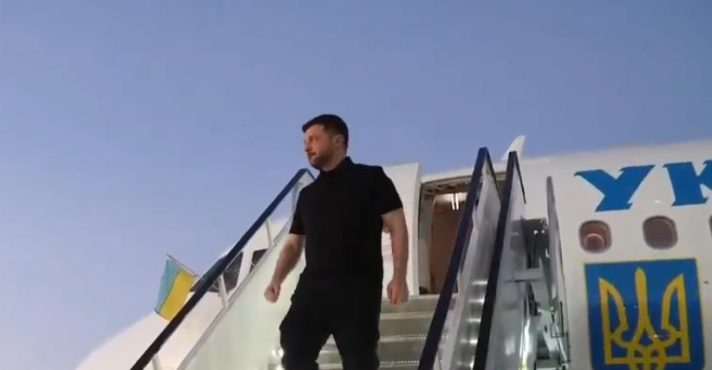 Presidente da Ucrânia, Volodymyr Zelensky, chega aos EUA para reunião com Donald Trump | Foto: Reprodução/X