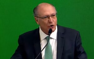 Alckmin repete fake news sobre homeschooling e racismo
