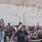 Pessoas fogem de tiroteio na Austrália | Foto: Reprodução/X