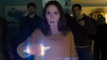 Steven Spielberg volta ao tema OVNIs em Dia D e lança primeiro trailer