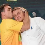 flávio bolsonaro e jair bolsonaro - candidato a presidente da república em 2026