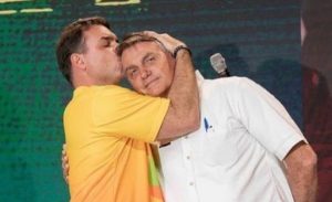 flávio bolsonaro e jair bolsonaro - candidato a presidente da república em 2026