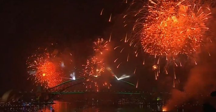 Fogos de artifício em Sydney, na Austrália | Foto: Reprodução/Redes sociais
