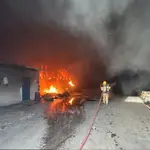 Bombeiros foram acionados para conter o incêndio em Betim | Foto: Divulgação/Corpo de Bombeiros de Minas Gerais
