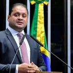 O senador Weverton Rocha retirou o projeto sobre a Lei do Impeachment da pauta da CCJ | Foto: Divulgação/PDT