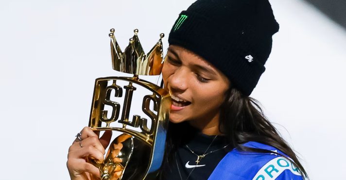 Além de tetracampeã de skate street, Rayssa Leal também é campeã olímpica | Foto: Reprodução/Redes sociais