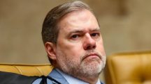 O ministro do Supremo Tribunal Federal (STF), Dias Toffoli, durante sessão no plenário da Corte, em Brasília (DF)