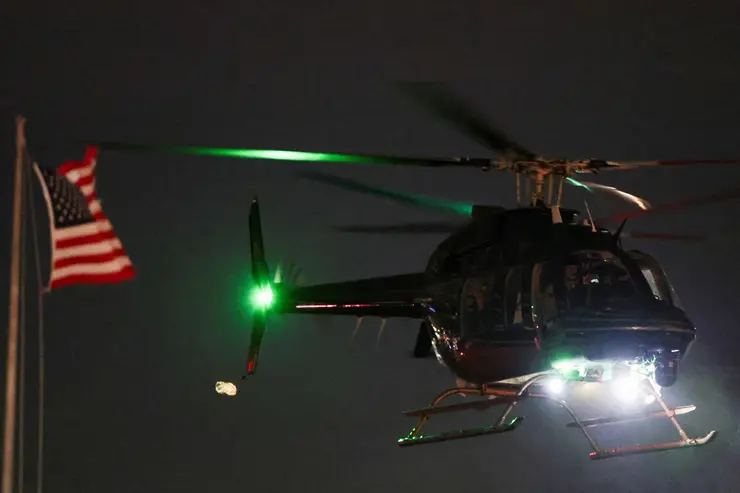 helicóptero leva maduro para cadeia em NY