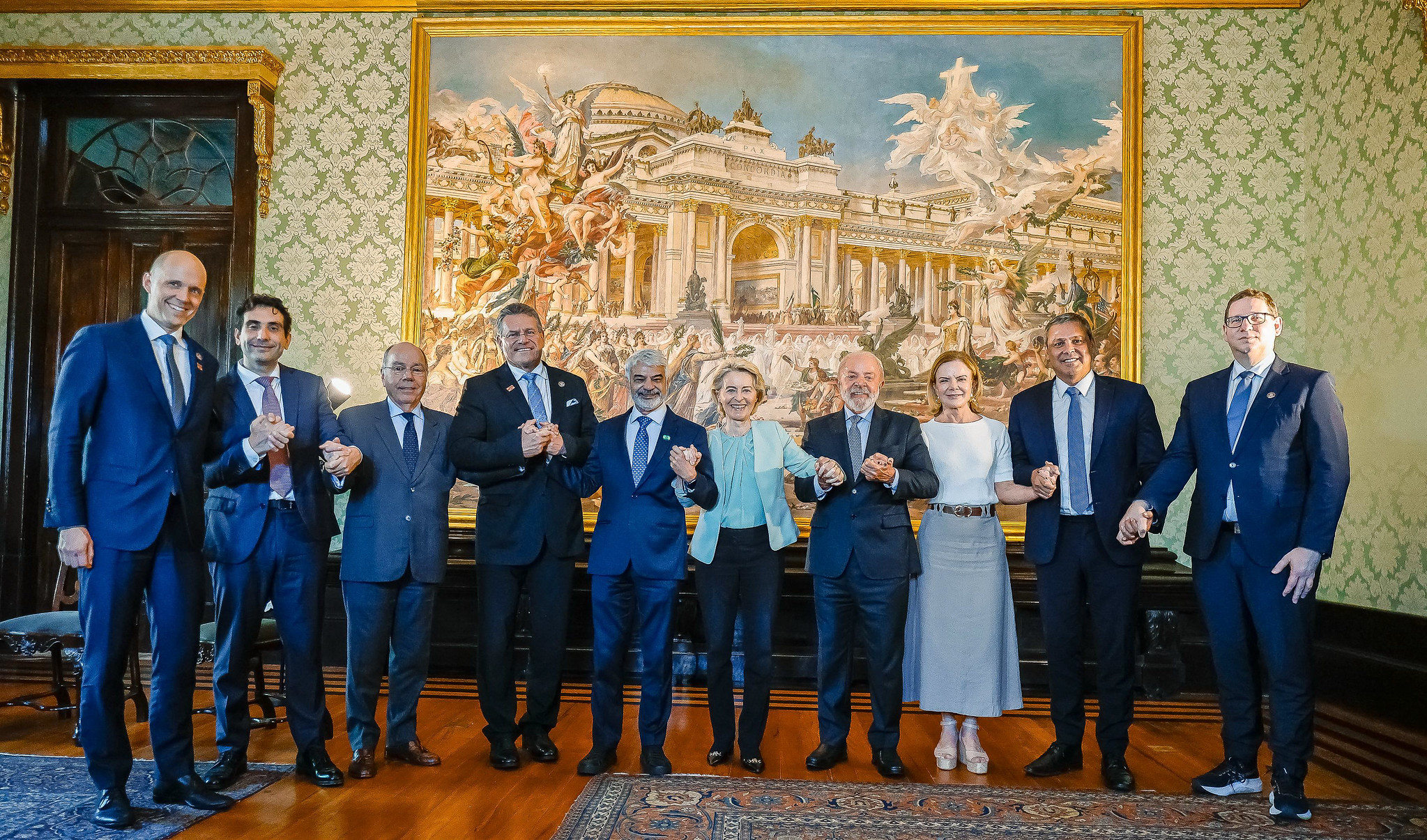 Presidente Lula participa da foto oficial do encontro com a presidente da Comissão Europeia, Ursula von der Leyen | Foto: Foto: Ricardo Stuckert/PR