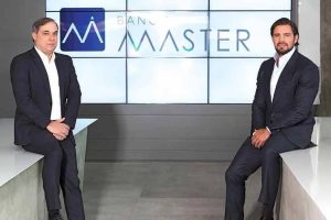 À esquerda, Augusto Lima, sócio do Banco Master; à direita, Daniel Vorcaro, fundador da instituição financeira | banco pleno