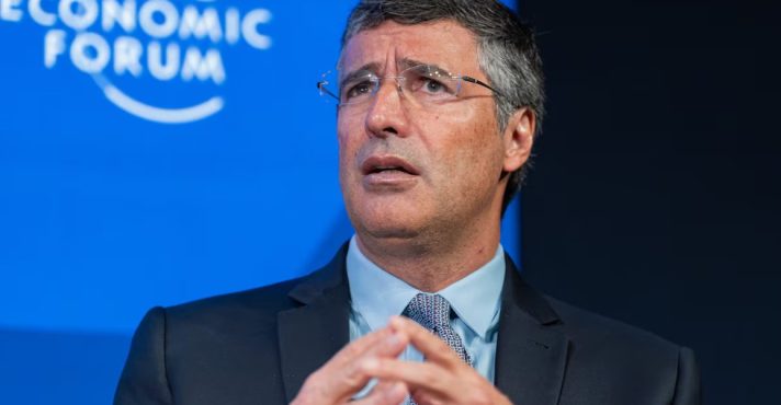 Segundo apurou Oeste, Esteves não assimilou a saída de seu aliado João Pedro Nascimento do comando da autarquia, em 2025 | Foto: Jakob Polacsek/Fórum Econômico Mundial