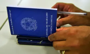 queda emprego governo lula 2025