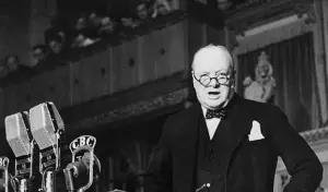 Winston Churchill foi primeiro-ministro britânico em duas ocasiões: de 1940 a 1945 e de 1951 a 1955 | Foto: Reprodução/Wikimedia Commons