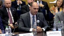 Eduardo Bolsonaro discursa em Israel