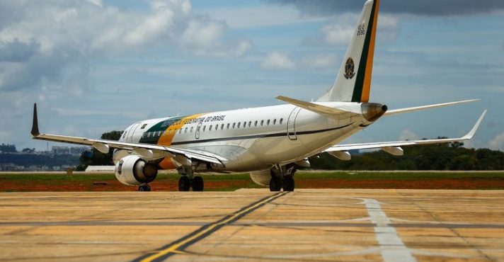 O uso dos jatos da FAB intensificou-se em razão de agendas pré-eleitorais, marcadas por inaugurações, visitas a obras e assinaturas de contratos, além de deslocamentos pessoais | Foto: Marcelo Camargo/Agência Brasil