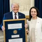 María Corina Machado entregou sua medalha do prêmio Nobel a Trump