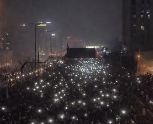 Protestos no Irã reuniram milhares de pessoas na capital, Teerã, e em outras cidades | Foto: Reprodução/X