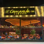 Fachada do restaurante cuja rede seria adquirida por meio de recursos aplicados em CDBs do Master | Foto: Divulgação/Camarada Camarão
