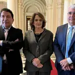 Os senadores Magno Malta (PL-ES), Eduardo Girão (Novo-CE) e Damares Alves (Republicanos-DF), que querem afastamento do ministro Dias Toffoli, do Supremo Tribunal Federal (STF)