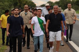andré fernandes nikolas ferreira gustavo gayer - caminhada mg brasília - carta ao povo