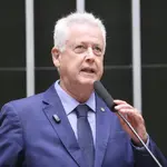 Rodrigo Rollemberg (PSB-DF), durante deliberação da Lei Orçamentária Anual de 2026 | Foto: Kayo Magalhães/Câmara dos Deputados