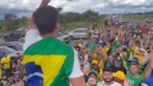 nikolas ferreira multidão caminhada