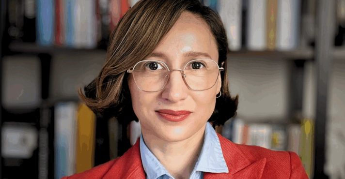 Pesquisadora vira alvo da PF em 2 inquéritos por acusação de "transfobia"
