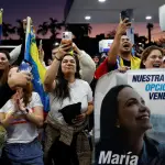 protesto manifestação em miami eua - queda de nicolás maduro 5
