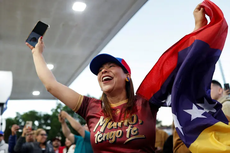 protesto manifestação em miami eua - queda de nicolás maduro 6