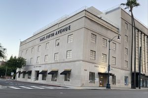 saks fifth avenue
