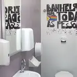Uerj inaugura banheiro 'sem gênero'