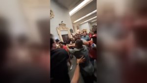 Briga marca evento da esquerda contra anistia | Foto: X/Reprodução