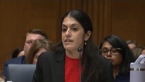 A médica obstetra Nisha Verma | Foto: Senado dos EUA/Reprodução