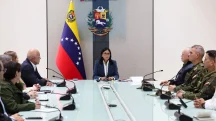 Delcy Rodríguez comanda reunião de urgência do Conselho de Defesa da Venezuela | Foto: TeleSUR/Divulgação