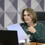 Damares apresenta denúncia sobre o caso Arroio Grande ao Senado