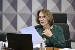 Damares apresenta denúncia sobre o caso Arroio Grande ao Senado