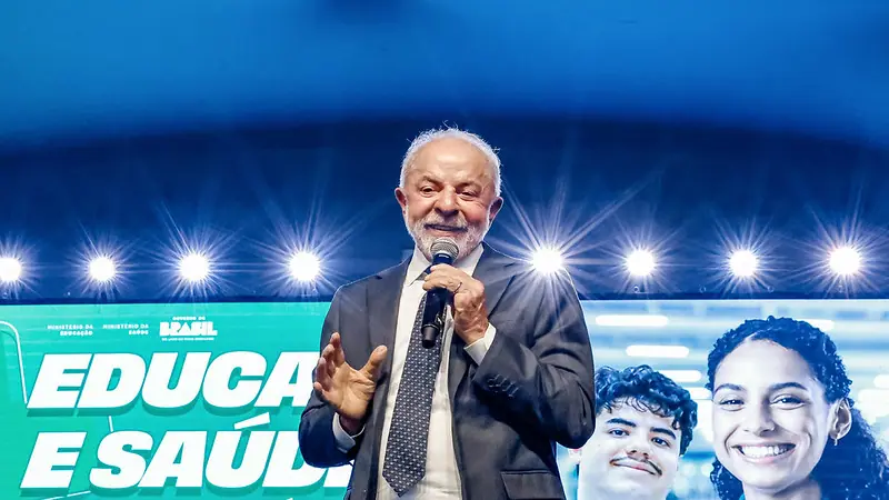 Em evento em Mauá, Lula chama Janja de Marisa