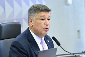 Presidente da CPMI do INSS, senador Carlos Viana