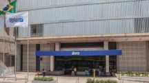 A fachada do prédio do Banco de Brasília (BRB)